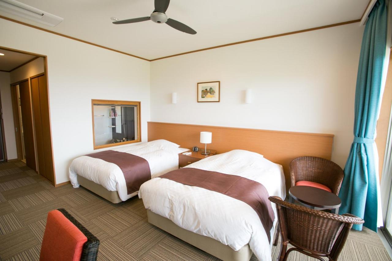 ซากูระ รีสอร์ต โฮเต็ล อิชิงากิ Hotel Ishigaki  ภายนอก รูปภาพ